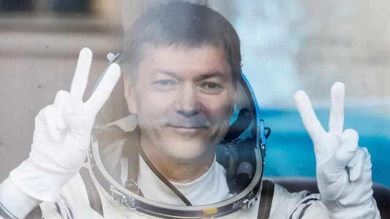 قضى أكثر من 878 يوماً في الفضاء.. رائد روسي يحطم الرقم القياسي